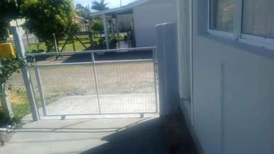 Kitnet K1 Em Torres-Rs - Na Mais Bela Praia Gaucha - Cozinha - Banheiro - Ar Condicionado - Smart Tv 32' - Wi-Fi - Anfitria Superhost No Bnb Экстерьер фото