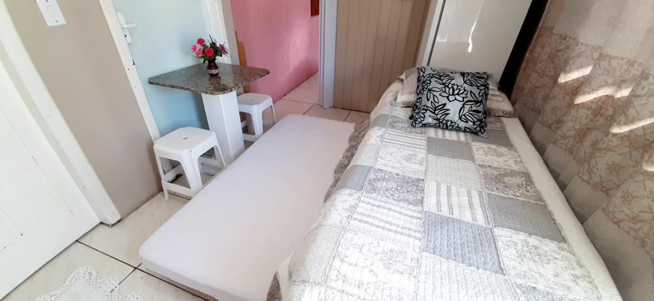Kitnet K1 Em Torres-Rs - Na Mais Bela Praia Gaucha - Cozinha - Banheiro - Ar Condicionado - Smart Tv 32' - Wi-Fi - Anfitria Superhost No Bnb Экстерьер фото